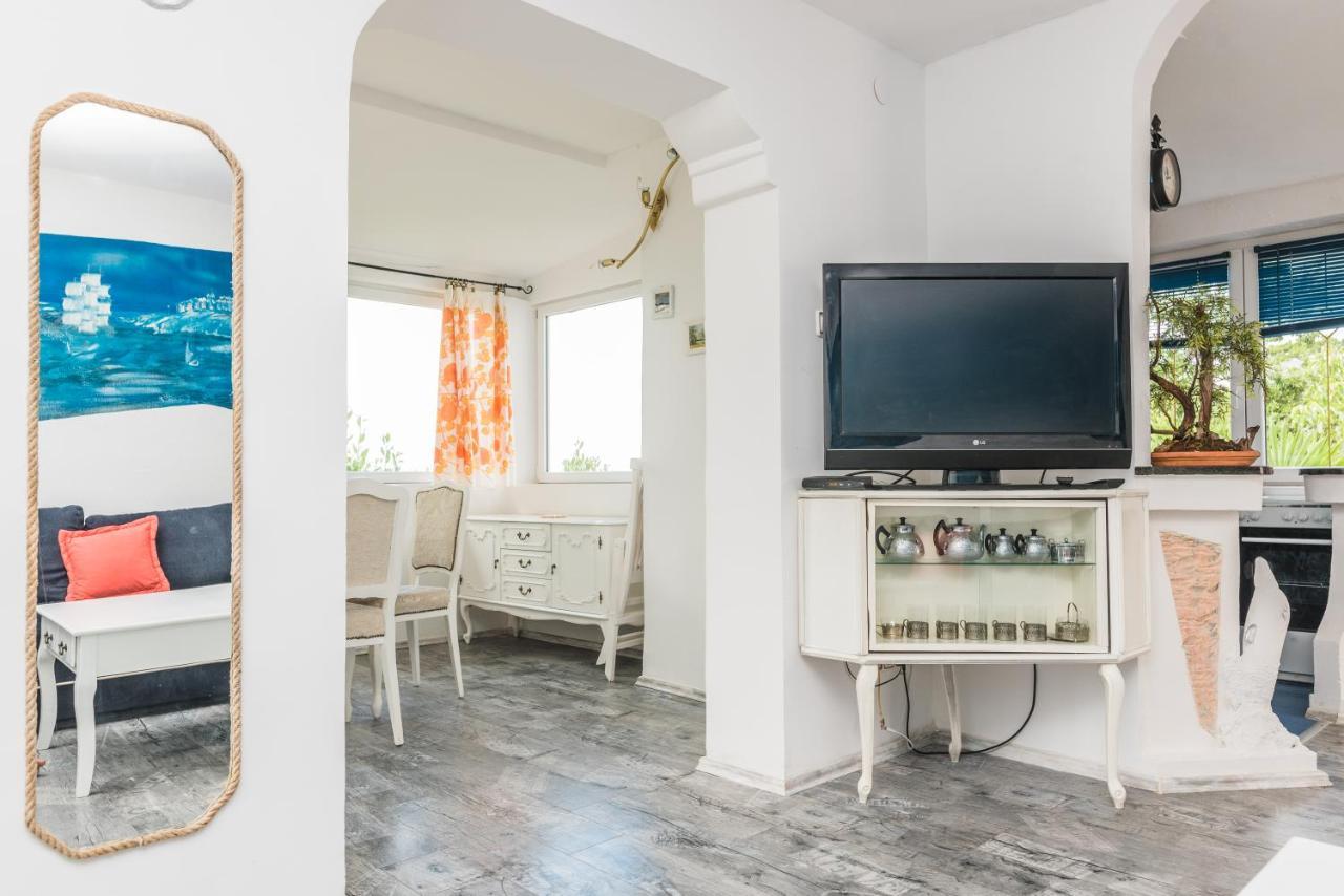 Apartments Borik ツリクヴェニツァ エクステリア 写真