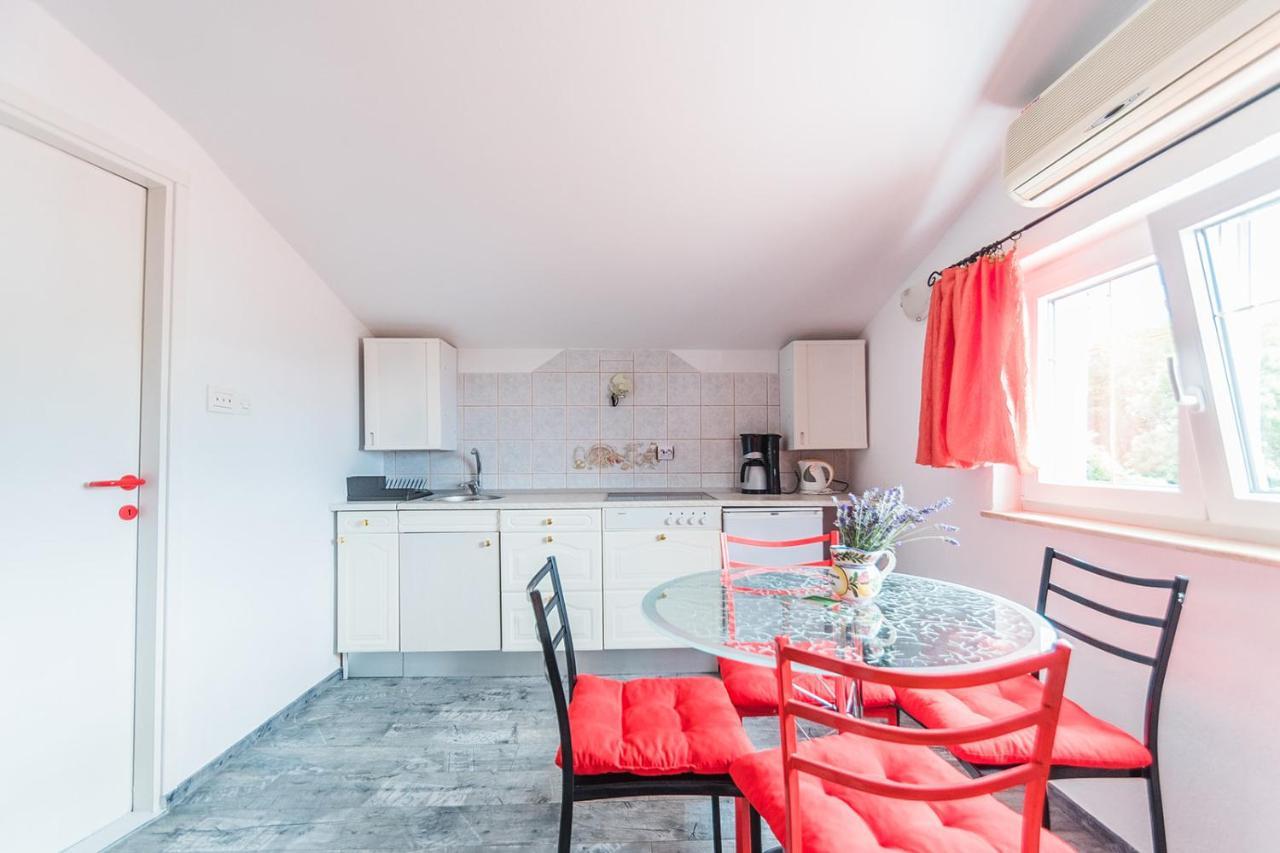 Apartments Borik ツリクヴェニツァ エクステリア 写真